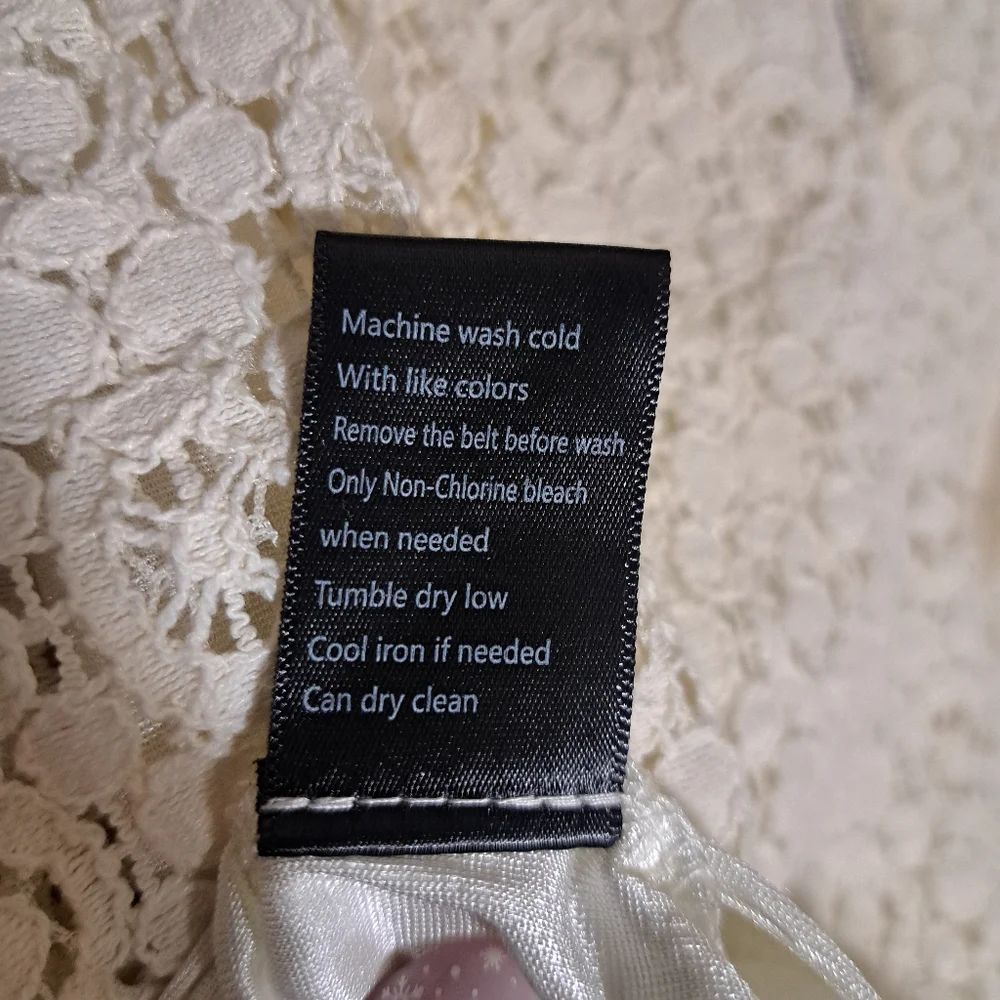 Shyanne‎ girls dress, Large/8/10, cream colored, lace.
